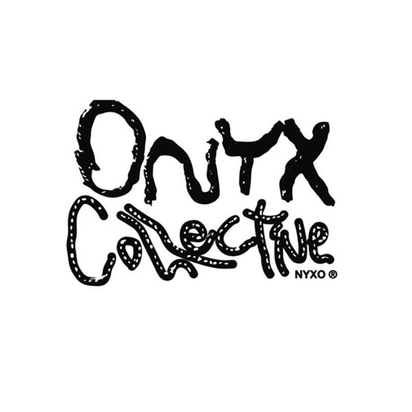注目株ナンバーワンの若手ジャズグループ ONYX COLLECTIVE によるオフィシャルTシャツが登場